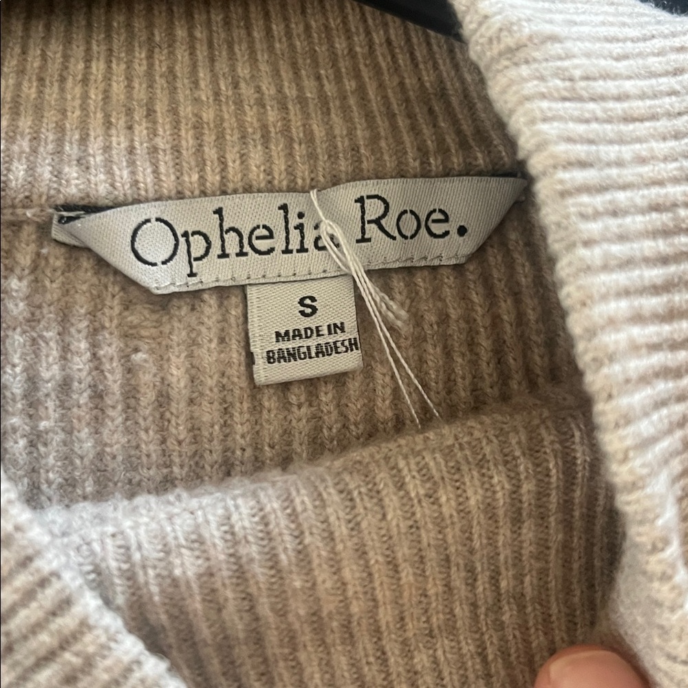 Women's Sweater in Cream and Brown - Picture 2 of 4